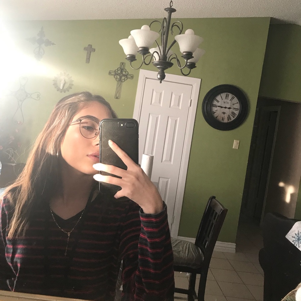 Meet your Posher, Alondra